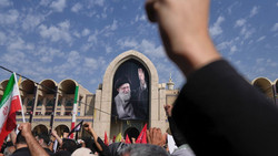 Staatstrauer im Iran: Chamenei-Begräbnis als Machtdemonstration