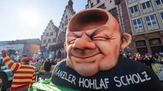 Frankfurter Fastnachtsumzug: Bunte Feierlaune in der Innenstadt