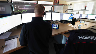 Feuerwehr Wiesbaden hilft Frau in Not in Norwegen