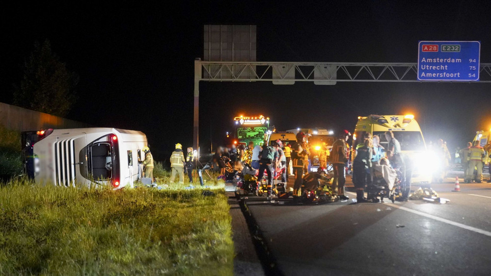 Niederlande: Schwerer Unfall mit Bus mit deutschen Schülern