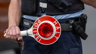 Polizei staunt über Lkw-Fahrt fast ohne Pause von Spanien nach Hessen