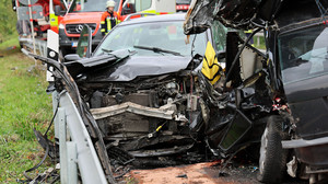Tragischer Unfall bei Hösbach: 68-Jähriger stirbt bei Frontalcrash