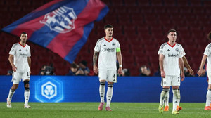 Nach Führung: Frankfurt unterliegt Barca im Camp Nou