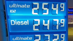 Regierung lädt zum Energiepreisgipfel