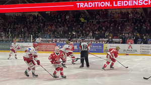 EC Bad Nauheim erreicht Pre-Play Offs - Fans feiern Rote Teufel