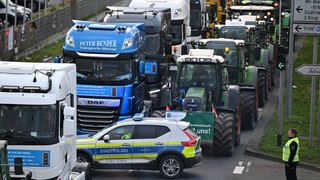 Bauern-Proteste sorgen für Staus - Über 1.500 Traktoren in Wiesbaden