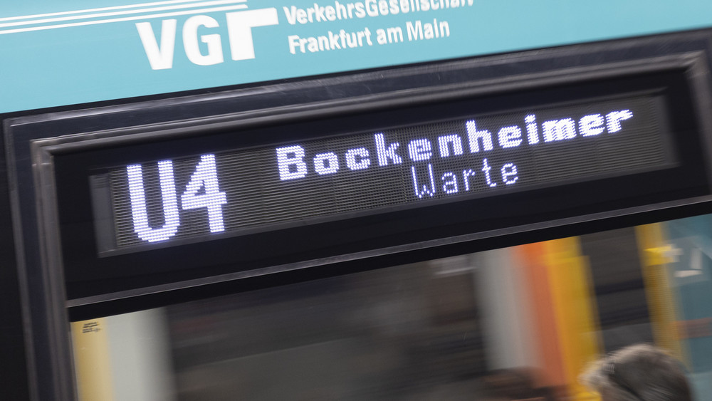 Mehr Fahrgäste, mehr Flexibilität: Die U-Bahn-Linie U4 soll künftig bis nach Ginnheim fahren. Eine Machbarkeitsstudie zeigt nun Möglichkeiten für die Streckenführung (Symbolbild).