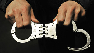 Zeugen haben richtigen Riecher: Mutmaßlicher Einbrecher gefasst