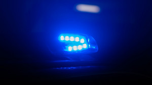 Nach Navi gefahren: Mutter fährt mit Kindern in Bach
