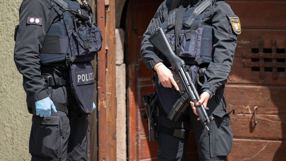 Erneut gab es Razzien bei Rockern in Unterfranken (Symbolbild).