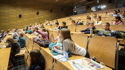 Kinder-Uni Rüsselsheim