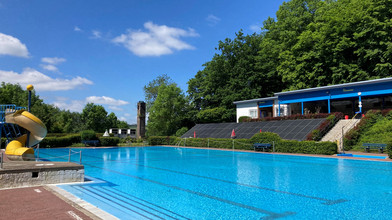 Kosten um 1 Million gestiegen: Neue Folie für Waldschwimmbad