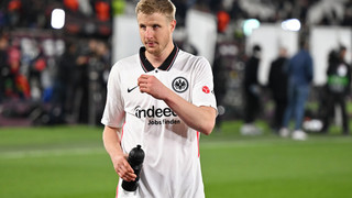 Paukenschlag bei der Eintracht: Hinteregger beendet seine Karriere