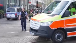 Auto fährt in Leipzig in Menschengruppe - Mindestens zwei Tote