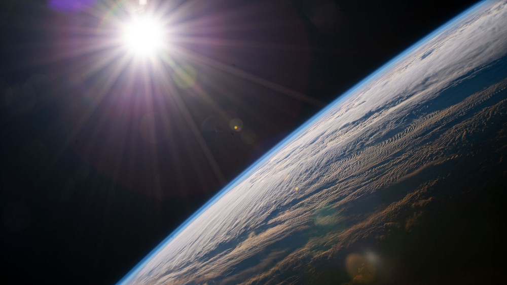 Sonne, Mond und Planeten im Jahr 2024