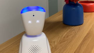 Mainz: Kleine Roboter helfen kranken Kindern im Schulalltag