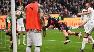 Bundesliga-Heimsieg: Eintracht Frankfurt schlägt FC St. Pauli mit 2:0