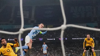 Auch Haaland trifft: BVB geht in Manchester baden