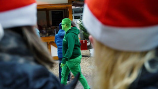 Auch der Grinch in Feierlaune: OSTHESSENNEWS wünscht frohe Weihnachten