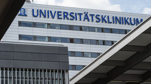 Kritik Frankfurter Klinikchef: Corona-Vorschriften nicht angemessen
