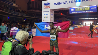 Frankfurt Marathon ist zurück: Kenianer Misoi siegt überraschend