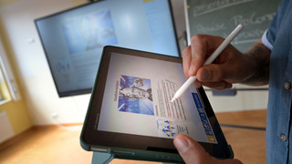 Gen Z auf dem Arbeitsmarkt: Fast die Hälfte denkt an Jobwechsel