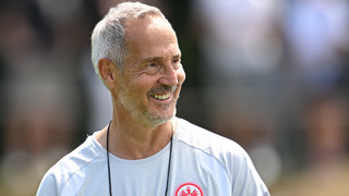 Eintracht: Aseko im Blick, Trainingslager vor der Tür