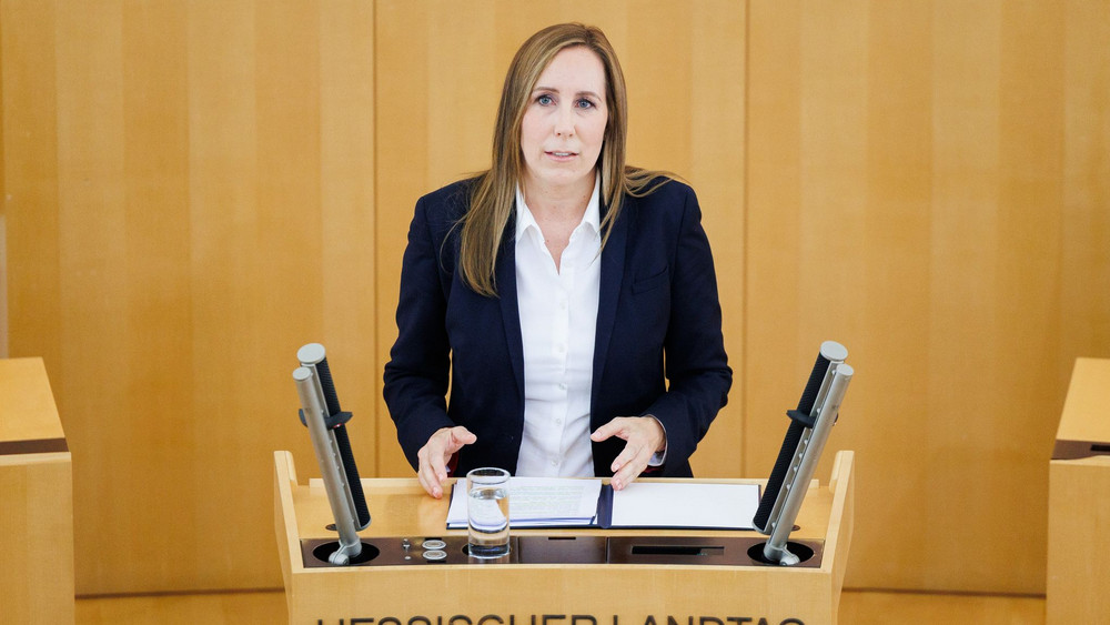 Hessens Landtagspräsidentin Astrid Wallmann (CDU) sieht in der US-Proklamation am 19. September 1945 für Groß-Hessen eine Grundsteinlegung für den demokratischen Neuaufbruch nach dem Zweiten Weltkrieg (Archivbild).