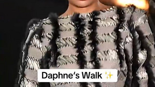 SLAYY Daphne!