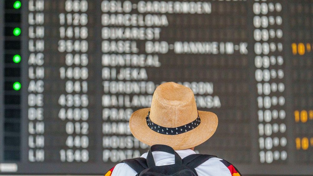 Erstes Sommerferienwochenende 2026 - Flughafen Frankfurt