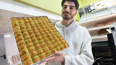 Baklava Hochsaison in Frankfurt zum Zuckerfest