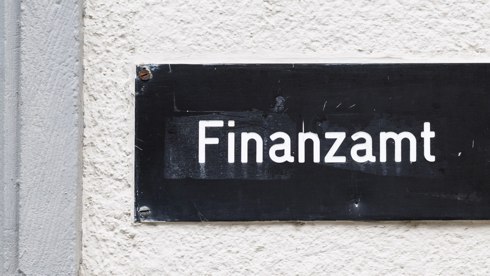 Ein leerstehendes Finanzamt in Wiesbaden kostet die Steuerzahler jährlich 3,4 Millionen Euro
