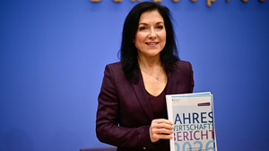 Reiche korrigiert Wachstumsprognose für 2026 nach unten