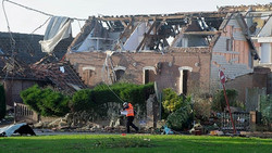 Tornado verwüstet französisches Dorf: mindestens 31 Verletzte