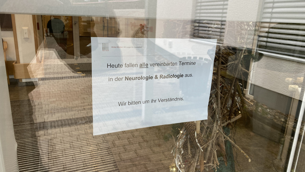 In der Hardtwaldklinik 1 in Bad Zwesten wurde eine Mitarbeiterin mit einer Armbrust erschossen.