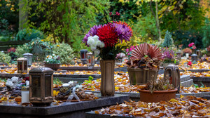 Welle an Grabschmuck-Diebstählen in Osthessen