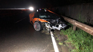 B9 - 600PS Lamborghini kracht in Leitplanke zwischen Mainz und Worms