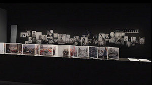 Ausstellung "Close Enough" in Berlin: Wie nah ist für 12 Fotografinnen nah genug?