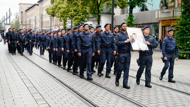 Messerattacke in Mannheim: Trauerfeier für getöteten Polizisten