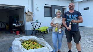 Annahmestelle in Grebenstein: Wer Äpfel bringt, bekommt Saft