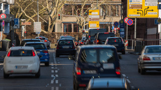 So viele Beschäftigte in Hessen pendeln in die Städte