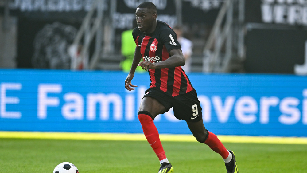 vRandal Kolo Muani wird mit nach Sofia fliegen und wird gegen Lewski Sofia einsatzbereit sein.