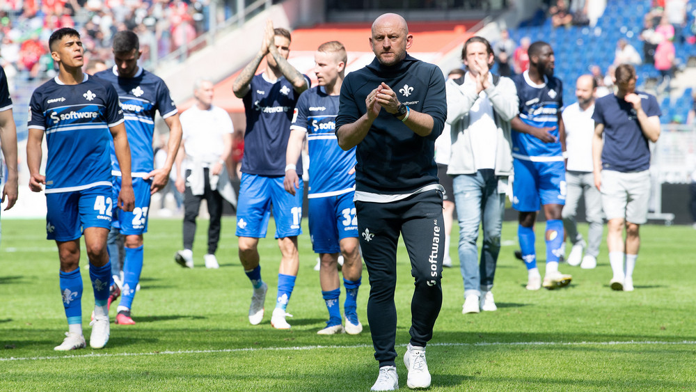 Darmstadt 98 Trainer Torsten Lieberknecht fände den Aufstieg seiner Mannschaft "verdient"