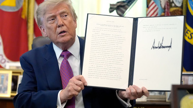 Zollstreit: Trump nennt Lake Ontario in Lake America um
