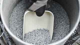 Eisglätte - Rettungskräfte rutschten auf dem Hintern zum Einsatzort