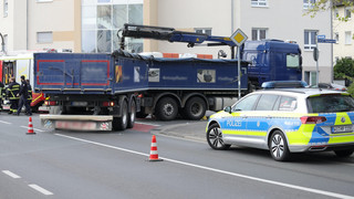 Nach Zusammenstoß mit Lkw in Ginsheim: Radfahrerin stirbt in Klinik