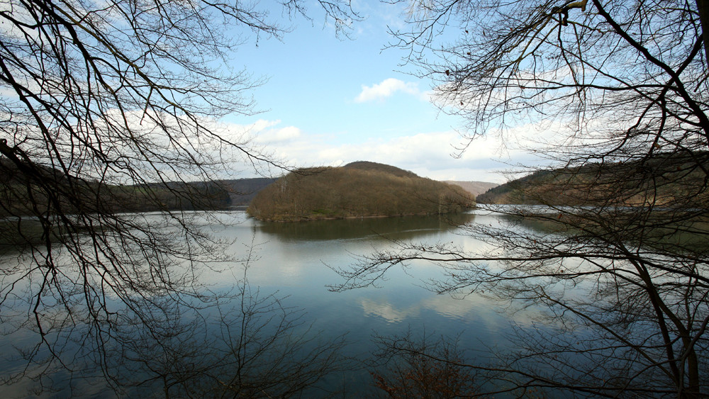Nachts im Strandhaus am Edersee