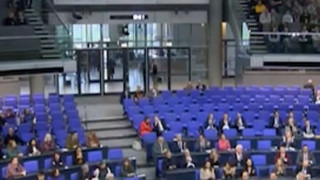 Zitterpartie ist vorbei: Rentengesetz mit «Kanzlermehrheit» beschlossen