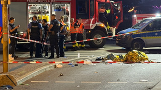 Auto fährt E-Scooter um  - zwei Tote in Frankfurt