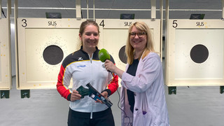 Schützin Vennekamp im Olympia-Sporttalk: "Mache Löcher in Papier"